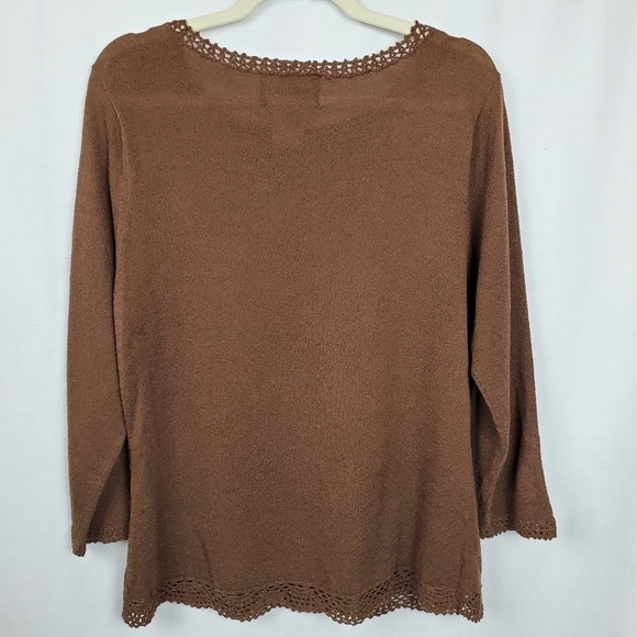 Sag Harbor sz M crocheted hem lightweight sweater - Picture 2 of 9